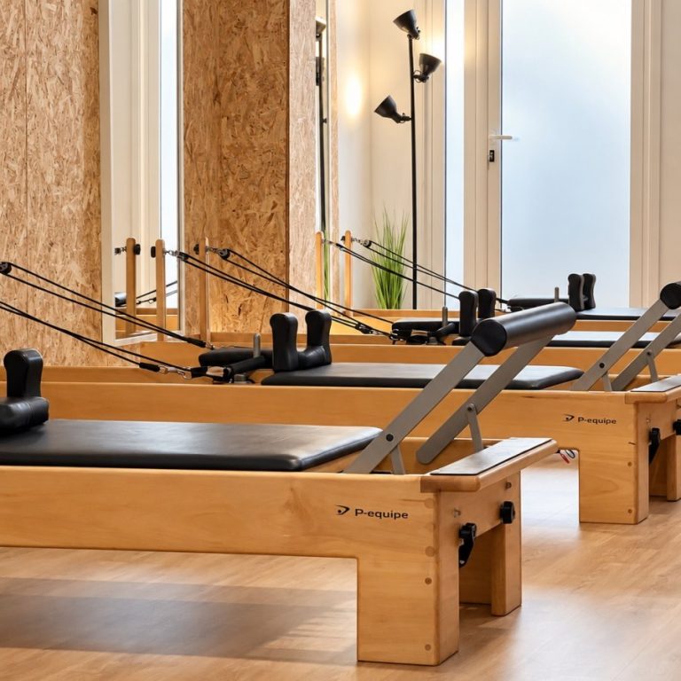 Máquina Reformer de pilates en el centro Campreciós de Pilates Esplugues